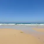 Silver Coast Vacation - Your Unique Гостевой дом Лориньян